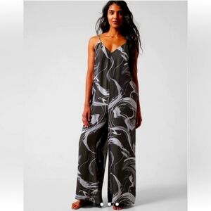 NEW Athleta Calm Cool Rompe. NWT. Size Small.